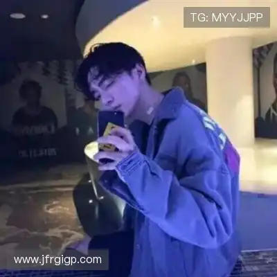 屈融健